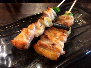 鳥いってつ　焼鳥　串