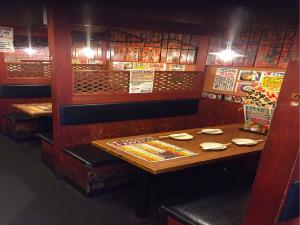 鳥いってつ　店舗