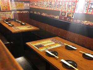 鳥いってつ　店舗