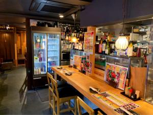 鳥いってつ　店舗